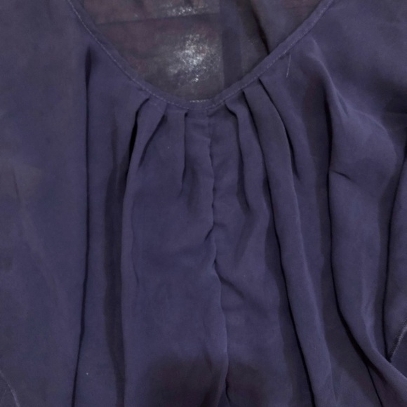 Forever 21 plum semi sheer flutter sleeve top SP - Picture 4 of 6